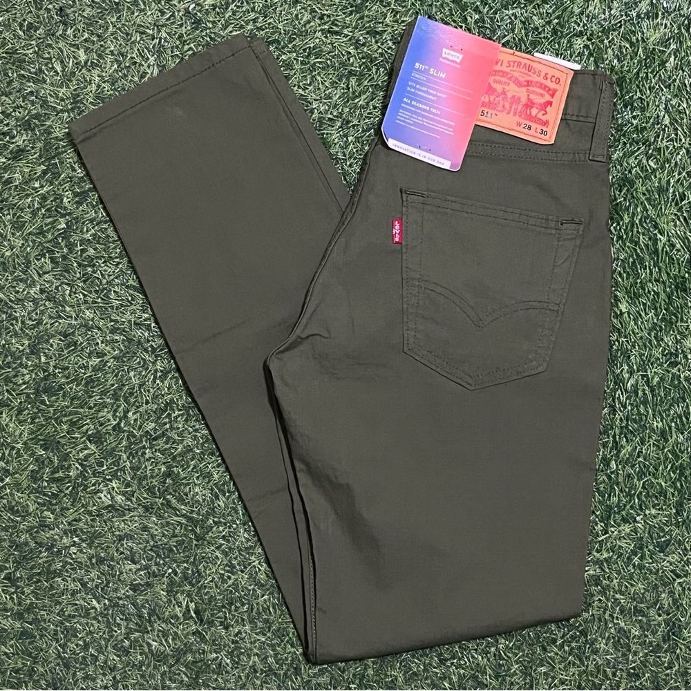 Levi’s 511 Slim Stretch Green Pants 5 Pocket Chino Men’s Size 28x30 NWT